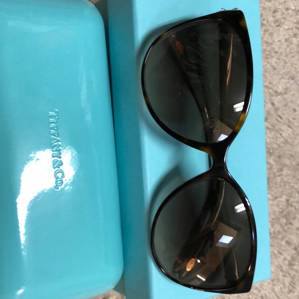 Tiffany & Co. 58mm Polarized Cat Eye Sunglasses